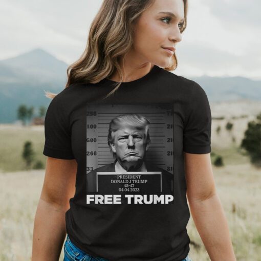 Free Donald Trump Mugshot T-Shirt