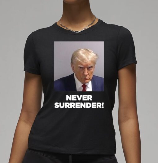 Trump 2024 Never Surrender Tank Top T-Shirt