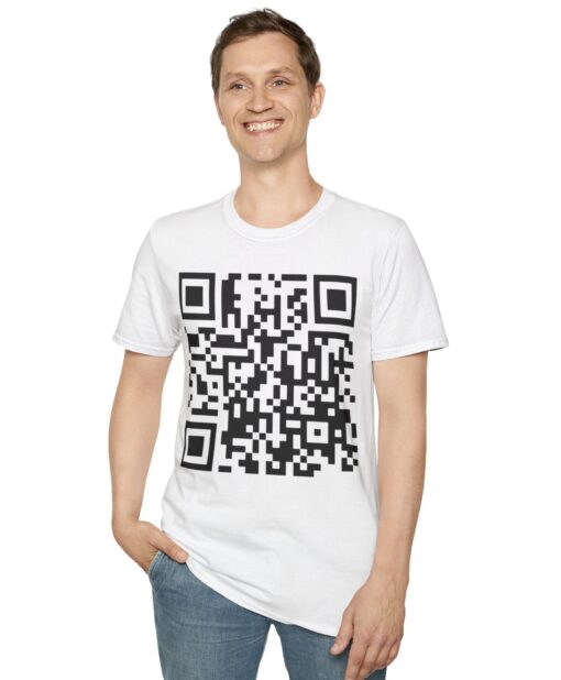 DONALD TRUMP DANCING QR CODE T-Shirts