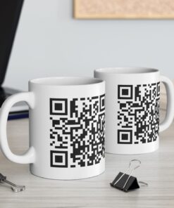 DONALD TRUMP DANCING QR CODE MUG USA